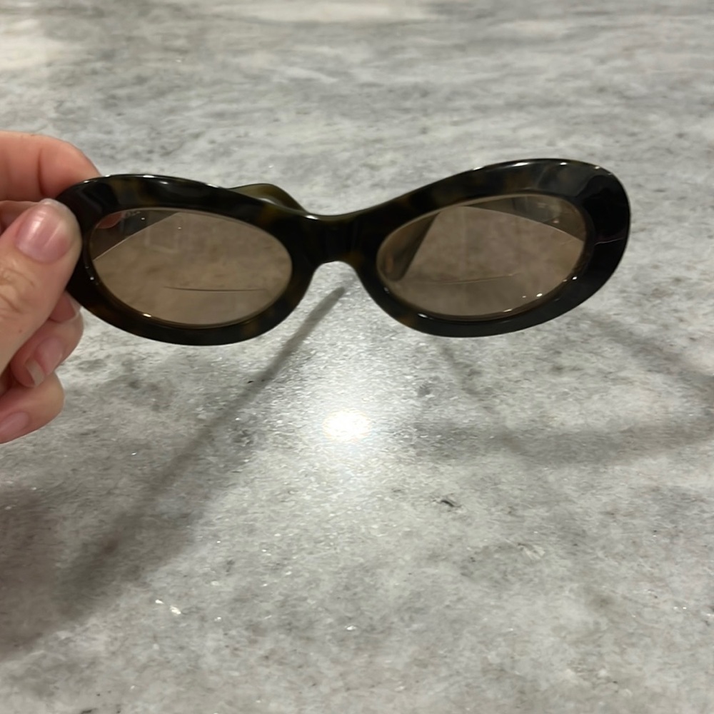 Chanel sunglass
